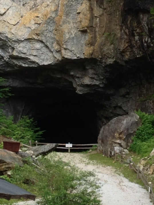 Mine shaft opening at Emerald Mines